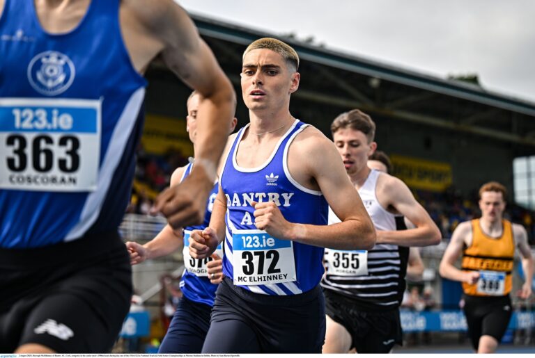 2 August 2025; Darragh McElhinney of Bantry AC, Cork, competes in the senior men's 1500m heats during day one of the 153rd 123.ie National Track & Field Senior Championships at Morton Stadium in Dublin. Photo by Sam Barnes/Sportsfile
