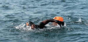 Daragh Morgan making his way though his Swim Eire Challenge