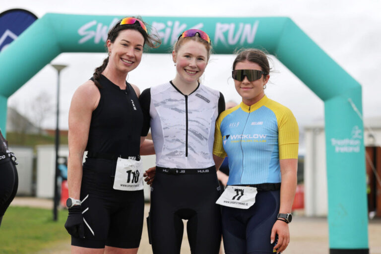 1. Amy Pollmann-Daamen, 2. Lara Buck, 3. Kathleen Ryan. Credit: Bryan Keane, via Triathlon Ireland